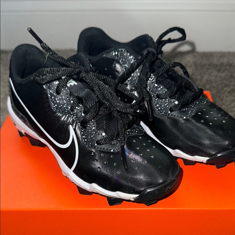 Nike Alpha Huarache 4 Cleats